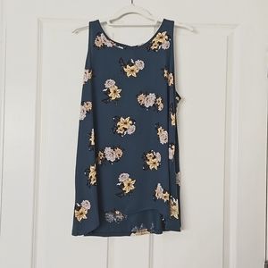 Sleeveless top
